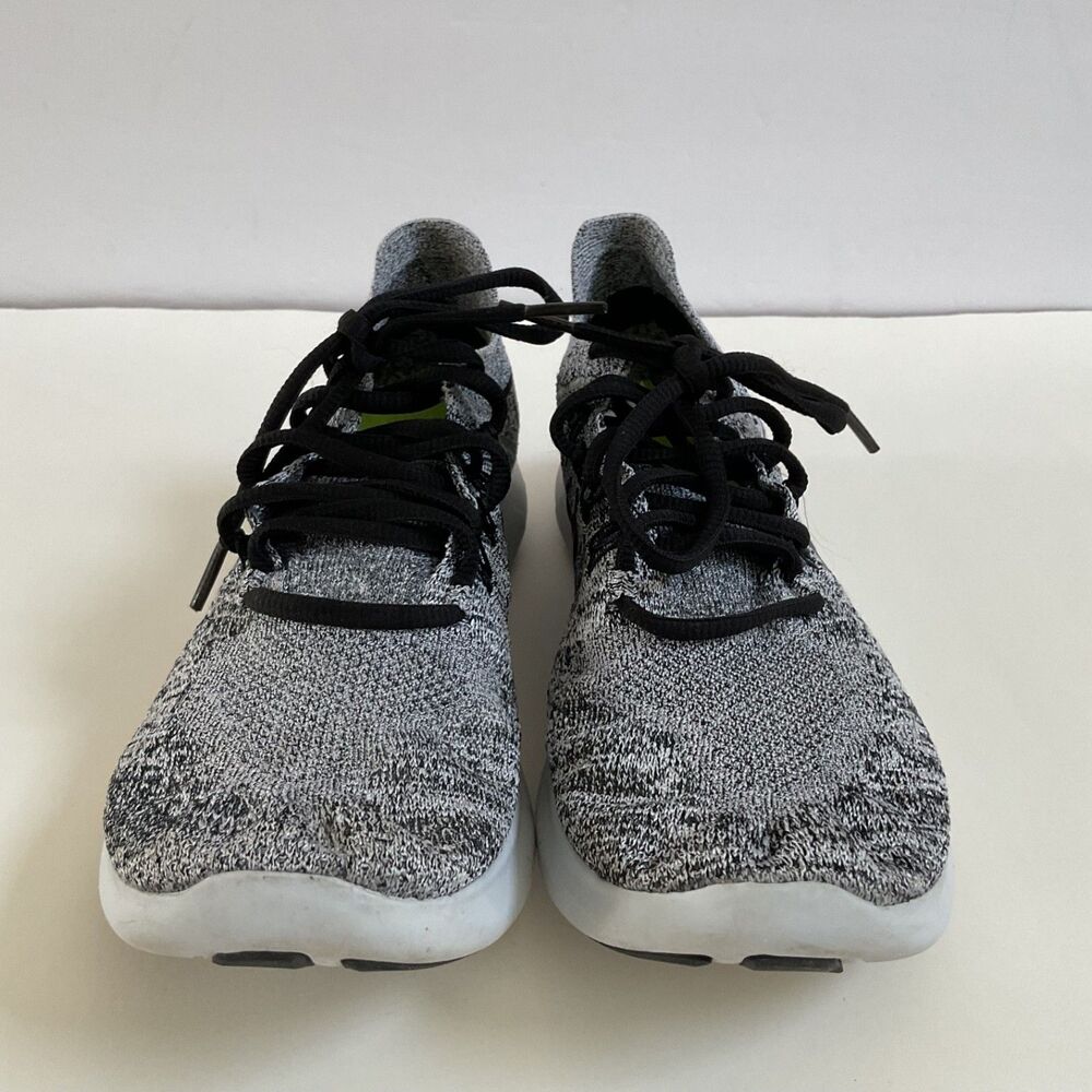 Nike Free RN Flyknit Women's Size 8 US Black White Oreo Running Shoes 880844-101 - Picture 7 of 10